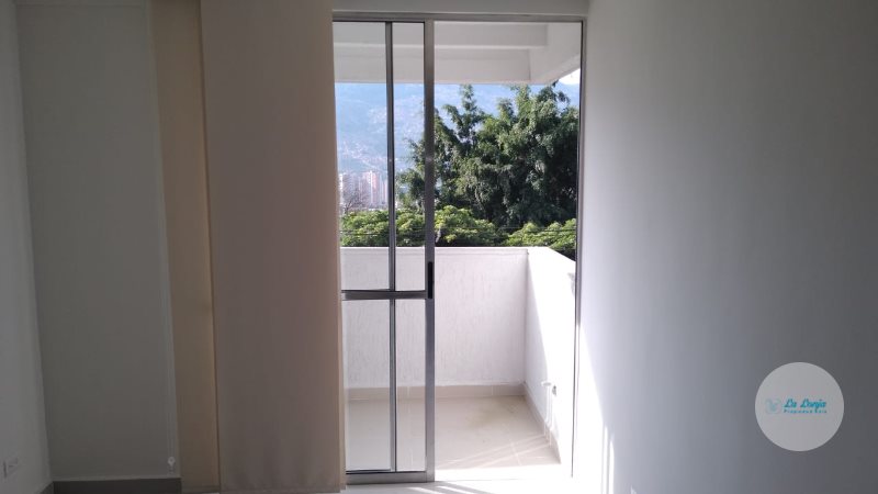 Apartamento disponible para Arriendo en Bello con un valor de $1,700,000 código 9811