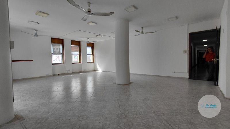 Oficina disponible para Arriendo en Medellín La Candelaria Foto numero 1