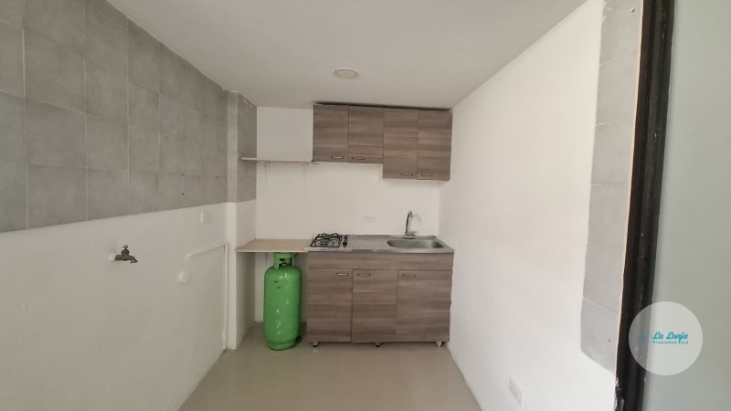 Apartaestudio disponible para Arriendo en Medellín Laureles Foto numero 1