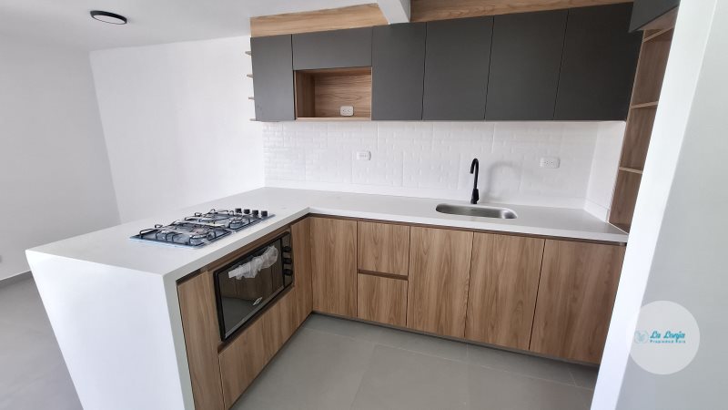 Apartamento disponible para Arriendo en Rionegro Rionegro Foto numero 1