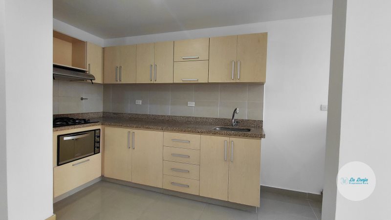 Apartamento disponible para Arriendo en Envigado Loma Del Esmeraldal Foto numero 1